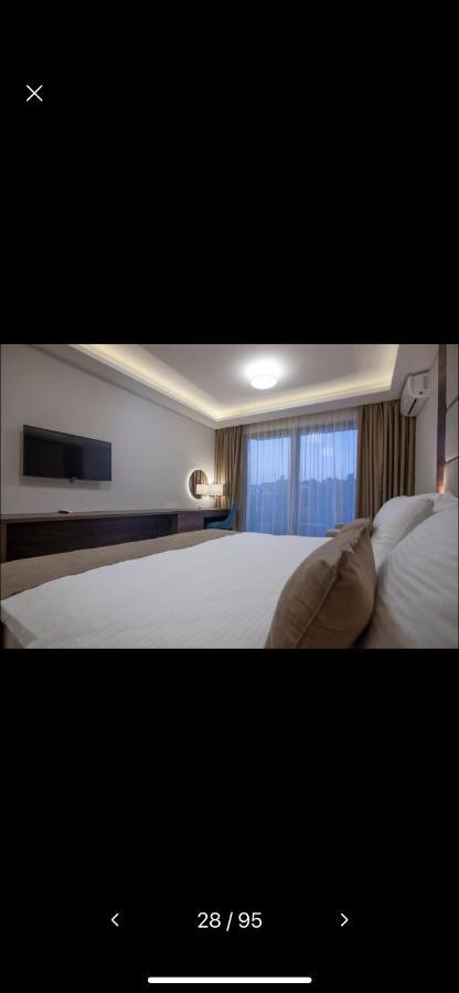 Hotel Rile Men Blue Ni Eksteriør billede